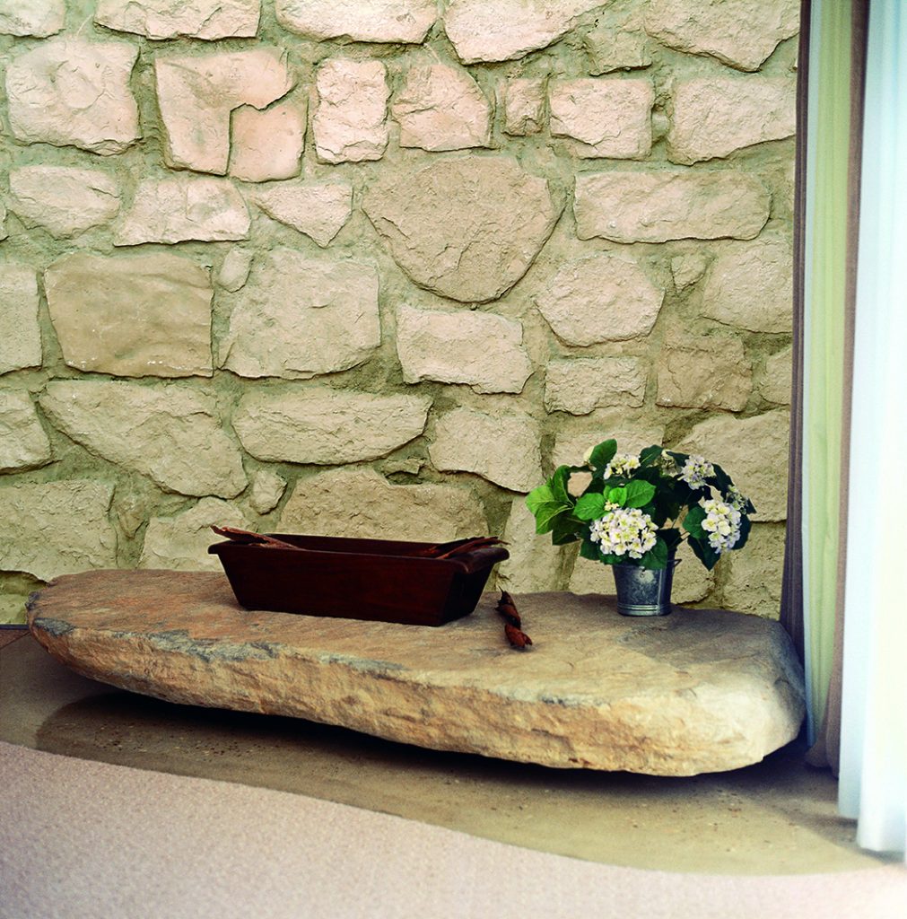 Reinassance-Masonery-Flower-pot110
